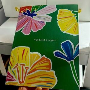 VanCleef and Arpels coffee book